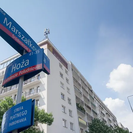 Bright Hoza Apartamento